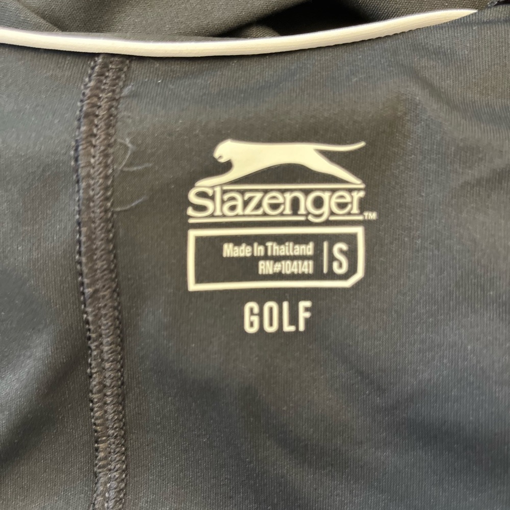 Women's Black Sleeveless Golf top - Picture 4 of 5